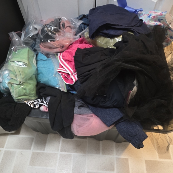 Assorted Clothing Bundle - Picture 1 of 3